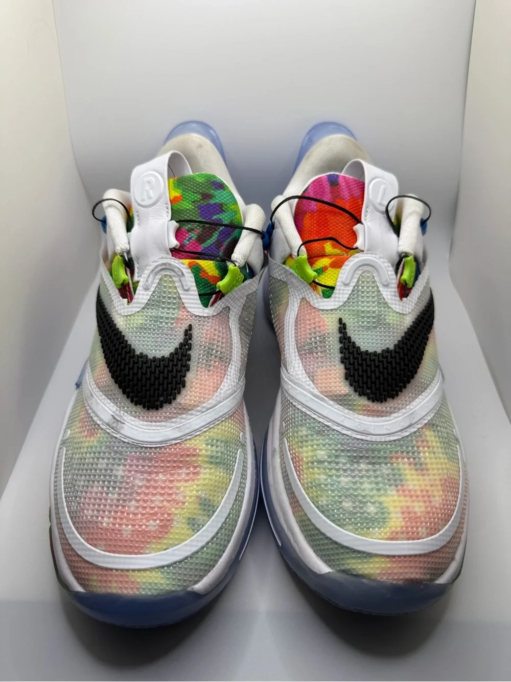 Nike adapt bb 2.0 Tie-Dye w/ charging dock and plug | Men’s 7 OR Women’s 9 wide